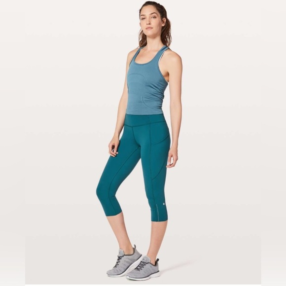 lululemon athletica Pants - Lululemon Fast & Free Crop II *Nulux 19” in Dark Uniform Blue